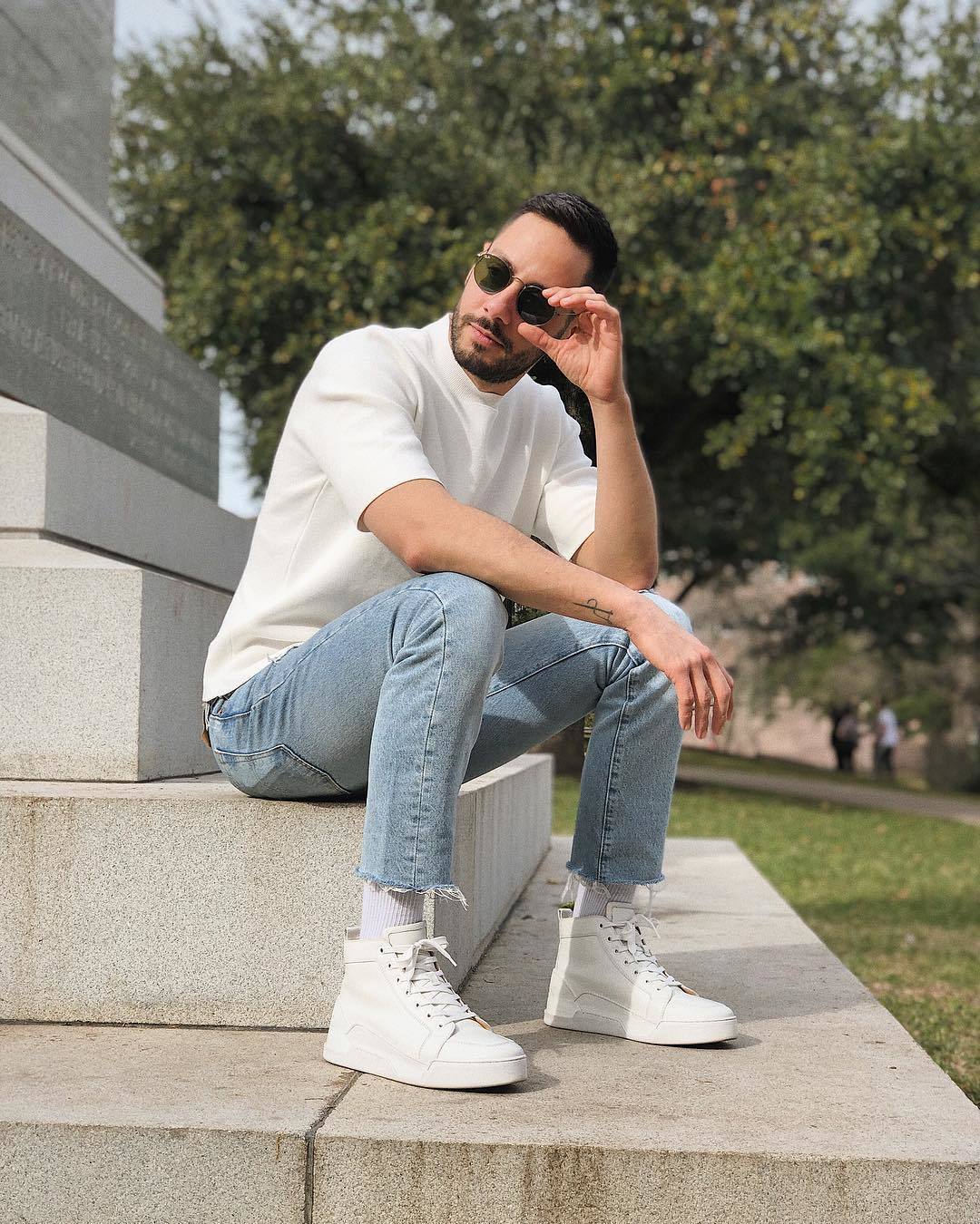 31 Stylish Men Outfits With A White Button Down - Styleoholic