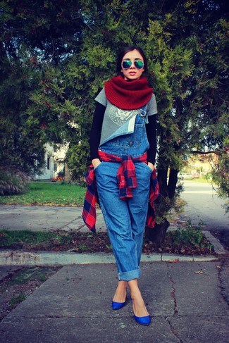 Red Knit Scarf Outfits For Women: 
