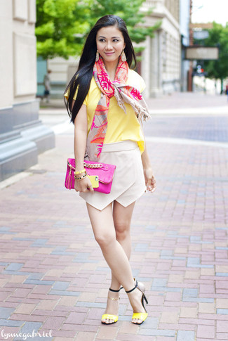 Women's Yellow Crew-neck T-shirt, Beige Mini Skirt, Yellow Leather Heeled Sandals, Hot Pink Leather Clutch