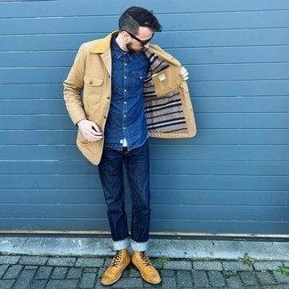 Tan Barn Jacket Outfits In Their 30s: 