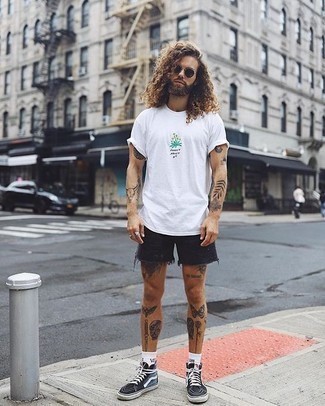 Black Denim Shorts with White and Black Socks Relaxed Summer Outfits For  Men In Their 20s (3 ideas & outfits) | Lookastic
