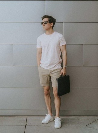 Beige Leather Watch Outfits For Men: For a neat and relaxed ensemble, consider pairing a white crew-neck t-shirt with a beige leather watch — these pieces fit pretty good together. On the fence about how to finish off this getup? Wear white canvas low top sneakers to up the wow factor.
