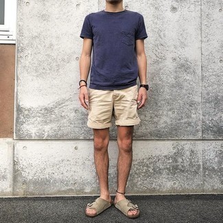 Beige Shorts Outfits For Men: This combo of a violet crew-neck t-shirt and beige shorts is uber versatile and provides a laid-back and cool look. To bring a mellow feel to this look, complement this look with beige suede sandals.