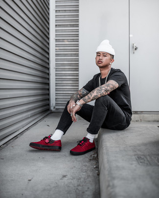 Men's Black Crew-neck T-shirt, Black Skinny Jeans, Red Print Canvas Low Top Sneakers, White Beanie