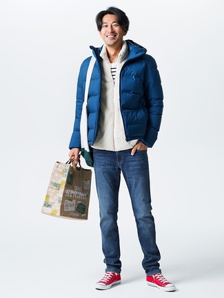 Blue Puffer Jacket Outfits For Men: 