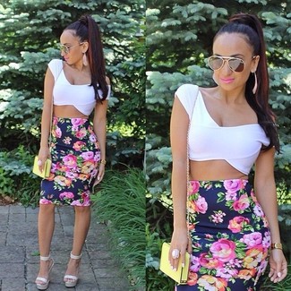 Navy Floral Pencil Skirt Outfits: Take your casual look up a notch by opting for a white cropped top and a navy floral pencil skirt. A great pair of white leather wedge sandals pulls this look together.