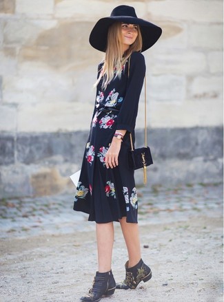 Black Floral Midi Dress Outfits: 
