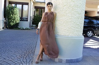 Brown Maxi Dress Outfits: 