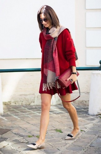 Burgundy Plaid Cotton Scarf Outfits For Women: 