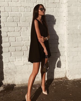 Black Swing Dress Outfits: 
