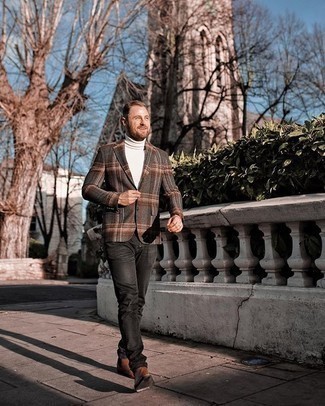Dark Brown Plaid Blazer Outfits For Men: If you like classic combinations, then you'll love this combo of a dark brown plaid blazer and black jeans. Rev up the dressiness of this ensemble a bit with a pair of brown leather chelsea boots.