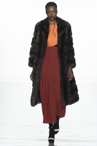 Burgundy Pleated Evening Dress Outfits: Marrying a burgundy pleated evening dress and a dark brown fur coat will hallmark your sartorial expertise. Finishing off with a pair of white and black leather heeled sandals is the most effective way to bring a dose of stylish nonchalance to your ensemble.