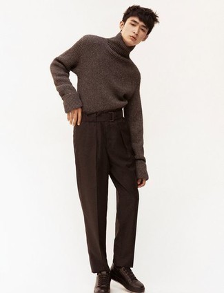 Dark Brown Wool Turtleneck Outfits For Men: This look with a dark brown wool turtleneck and dark brown chinos isn't a hard one to score and is easy to change according to circumstances. Tone down the dressiness of this look by rounding off with a pair of dark brown leather low top sneakers.