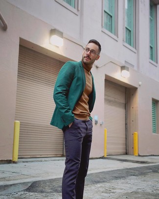 Teal Blazer Fall Outfits For Men: This combination of a teal blazer and navy dress pants is a never-failing option when you need to look really stylish and refined. We love that this ensemble is ideal come cooler weather.