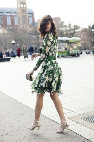 Green Skater Dress Outfits: 