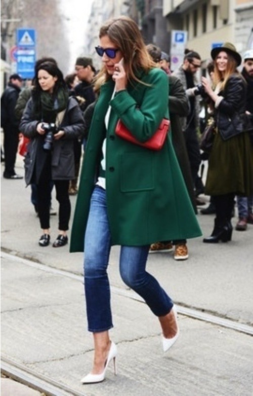 Navy Flare Jeans with Dark Green Coat Outfits (2 ideas & outfits