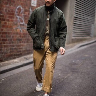 Men's Dark Green Field Jacket, Olive Long Sleeve Shirt, Khaki Chinos, White Canvas Low Top Sneakers