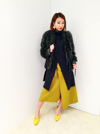 Dark Green Fur Coat Outfits: Try teaming a dark green fur coat with a mustard midi skirt and you'll be the epitome of elegance. Complement this look with yellow leather pumps and you're all done and looking amazing.