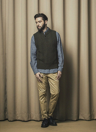 Dark Green Sweater Vest Outfits For Men: A dark green sweater vest and khaki chinos are good for both smart events and day-to-day wear. Inject your outfit with an extra dose of style by wearing black chunky leather derby shoes.