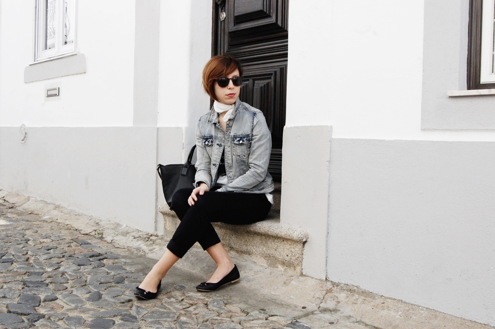 How to Wear Black Capri Pants (16 looks) | Women's Fashion