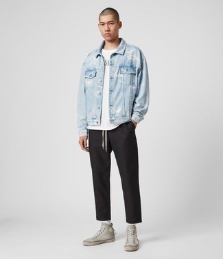 Grey High Top Sneakers Outfits For Men: For a casually dapper ensemble, try teaming a light blue denim jacket with black chinos — these two items play pretty good together. Complement your ensemble with a pair of grey high top sneakers to instantly amp up the style factor of this outfit.