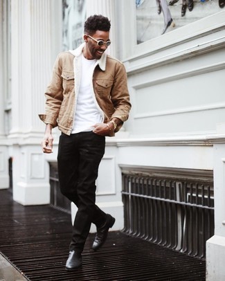 Black Jeans with Denim Jacket Outfits For Men: A denim jacket and black jeans are the perfect foundation for an endless number of getups. To give your overall look a more refined spin, add a pair of black leather chelsea boots to the mix.