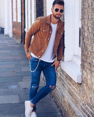 Navy Skinny Jeans Relaxed Outfits For Men: Marry a brown denim jacket with navy skinny jeans for a neat and trendy getup. White leather low top sneakers are the ideal complement for your ensemble.