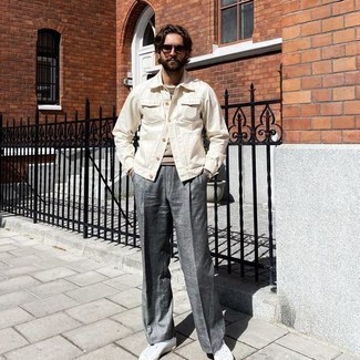 Brown Sunglasses Outfits For Men: Why not marry a white denim jacket with brown sunglasses? These items are super practical and will look awesome together. For something more on the dressier side to finish off this look, introduce a pair of white canvas low top sneakers to this outfit.