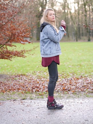 Burgundy Socks Outfits For Women: A light blue denim jacket and burgundy socks are absolute essentials if you're figuring out a casual closet that matches up to the highest fashion standards. Why not take a classier approach with footwear and finish off with a pair of burgundy cutout leather ankle boots?