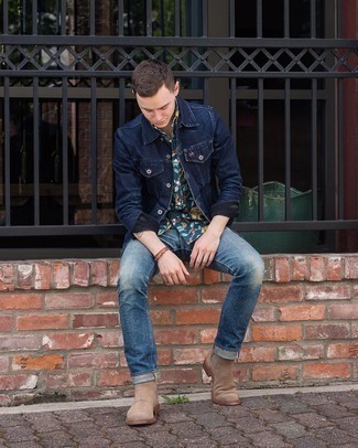 Tobacco Bracelet Outfits For Men: A navy denim jacket and a tobacco bracelet are a smart combination worth having in your casual styling rotation. Finishing off with tan suede chelsea boots is a surefire way to bring a little fanciness to your getup.