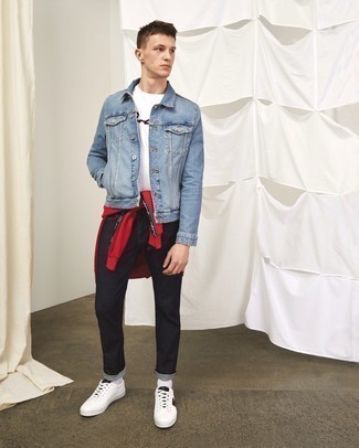 Black Jeans with Denim Jacket Outfits For Men: This combination of a denim jacket and black jeans is ideal for off-duty days. Throw a pair of white print leather low top sneakers into the mix and the whole look will come together perfectly.