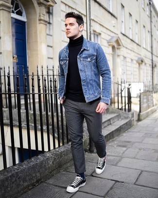 Charcoal Vertical Striped Chinos Outfits: Putting together a blue denim jacket with charcoal vertical striped chinos is a nice idea for a casually stylish outfit. A pair of black print canvas low top sneakers can integrate smoothly within a multitude of ensembles.