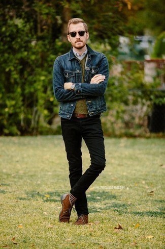 Black Pants with Brown Shoes Outfits For Men: This pairing of a navy denim jacket and black pants is the ideal balance between comfortable and dapper. To give your overall outfit a smarter feel, add a pair of brown suede desert boots to this look.