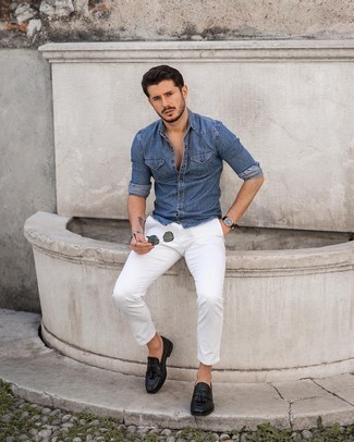 Blue Denim Shirt with White Chinos Outfits: When the situation permits a casual ensemble, choose a blue denim shirt and white chinos. Rounding off with a pair of black leather tassel loafers is a guaranteed way to infuse a dose of sophistication into your outfit.