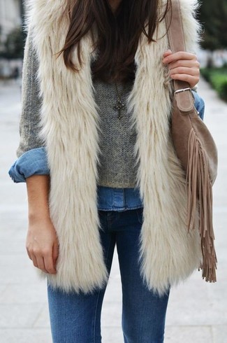 Beige Fur Vest Outfits For Women: 
