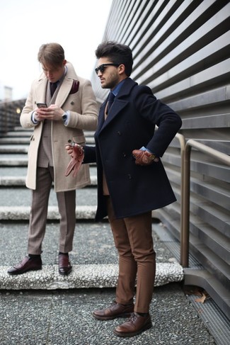 Beige Wool Blazer Outfits For Men: 