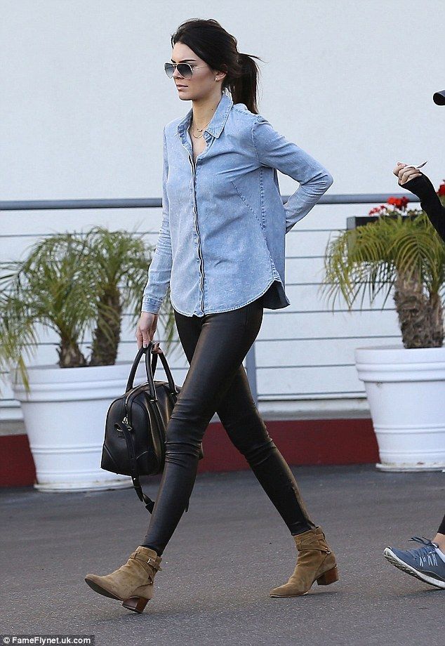 kendall jenner chelsea boots