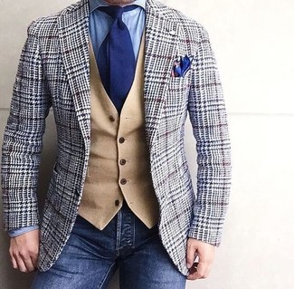 Navy Silk Pocket Square Outfits: 