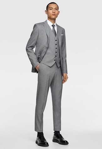 Men's Grey Tie, Black Leather Derby Shoes, White Dress Shirt, Grey Three Piece Suit