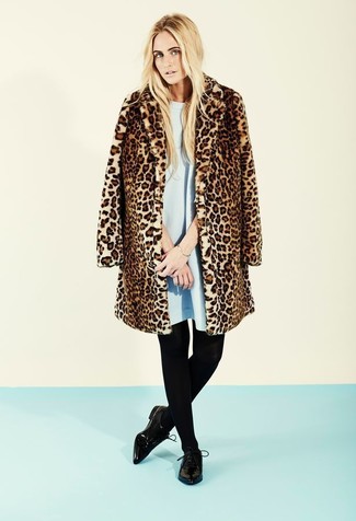 Dark Brown Leopard Fur Coat Outfits: 
