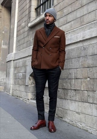 Men's Dark Brown Double Breasted Blazer, Navy Chinos, Burgundy Leather Dress Boots, Grey Beanie