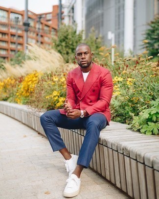 Red Blazer Outfits For Men: For something on the smart side, consider this combination of a red blazer and navy chinos. For something more on the casual and cool side to complete your look, introduce white canvas low top sneakers to your ensemble.