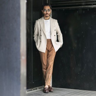 Beige Double Breasted Blazer Outfits For Men: A beige double breasted blazer looks especially polished when paired with tobacco dress pants. If you need to easily dial down your ensemble with one piece, why not complete your outfit with a pair of dark brown leather tassel loafers?
