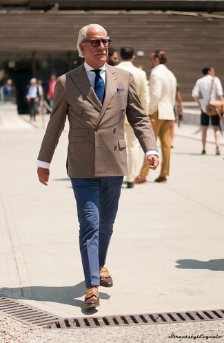 Brown Double Breasted Blazer Outfits For Men: Pairing a brown double breasted blazer with navy chinos is an amazing option for an effortlessly neat look. Feeling bold? Switch things up by slipping into a pair of tan leather monks.