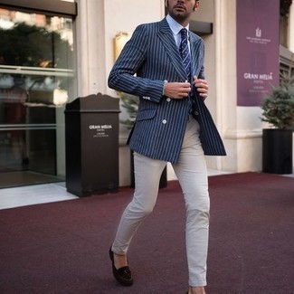 Blue Vertical Striped Blazer Outfits For Men: Consider teaming a blue vertical striped blazer with beige chinos to create an interesting and put together ensemble. If you want to feel a bit more polished now, complement this ensemble with a pair of dark brown suede tassel loafers.