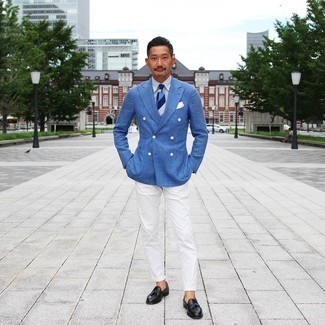 Blue Linen Double Breasted Blazer Outfits For Men: A blue linen double breasted blazer and white chinos are the ideal way to inject a dash of manly refinement into your casual styling lineup. And it's a wonder what black leather tassel loafers can do for the ensemble.