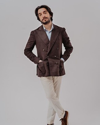 Beige Dress Pants Outfits For Men: This combination of a dark brown double breasted blazer and beige dress pants is a solid bet when you need to look incredibly stylish. Dark brown suede low top sneakers will give an air of stylish nonchalance to an otherwise sober ensemble.