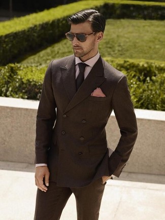 Brown Double Breasted Blazer Outfits For Men: This combination of a brown double breasted blazer and dark brown dress pants epitomizes masculine sophistication.
