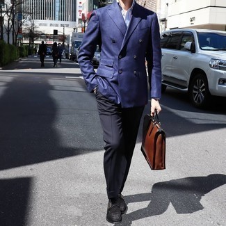 Briefcase Outfits: A navy double breasted blazer and a briefcase have become an essential combo for many fashion-forward guys. Breathe an air of sophistication into this ensemble by finishing with black suede monks.