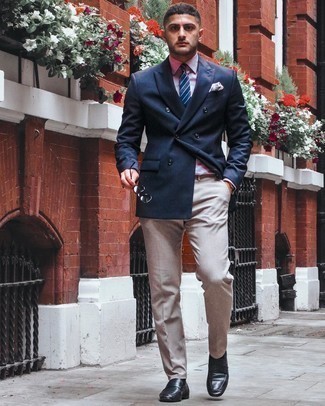 Gold Watch Outfits For Men: You'll be surprised at how super easy it is for any guy to get dressed this way. Just a navy double breasted blazer matched with a gold watch. Why not complement your look with a pair of black leather loafers for an added touch of style?